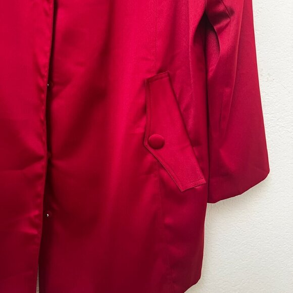 Avenue Elegant longline Red Satin Pleated Swing Jacket Coat Plus Size 26 - Picture 4 of 10